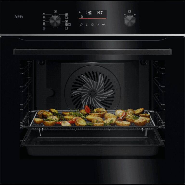 AEG 6000 SenseCook® / Einbaubackofen / WLAN-fähig / Pyrolytische Selbstreinigung / Schwarz TS6PB50WAB