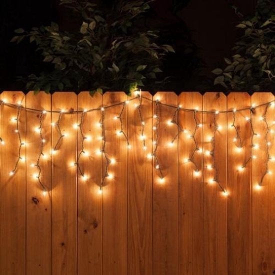 Giftmas Eiszapfen-Weihnachtsbeleuchtung - Weihnachtsbeleuchtung für den Außenbereich - 120 LEDs - 4m - Verkettbar bis zu 12m - Für Innen und Außen Weihnachten