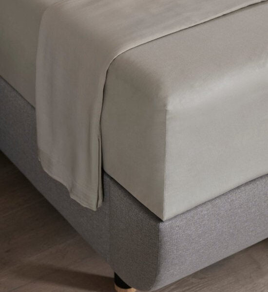 Home by TEMPUR® Spannbetttuch - Natur - 90 x 200 x 30 cm - Seidenweiches Bambus - Spannbetttuch bügelfrei - trocknergeeignet Wohnen & Kochen