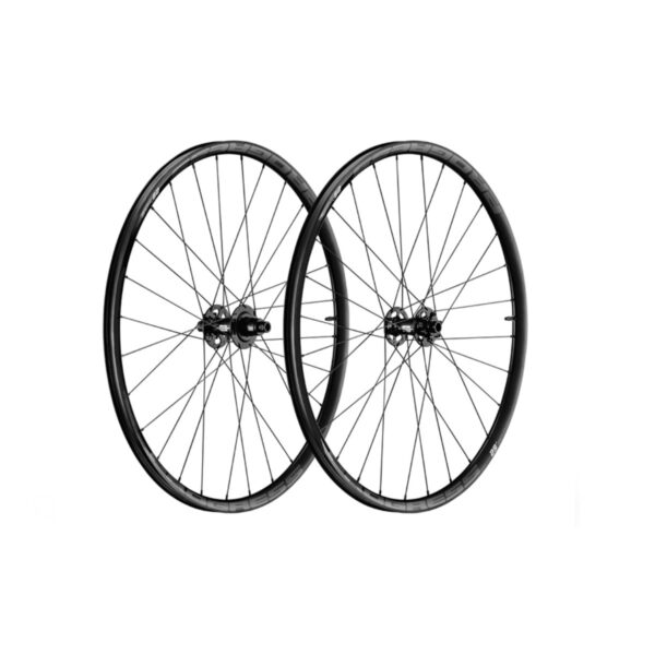Progress Revo Black Reifensatz
