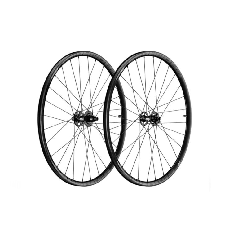 Progress Revo Black Reifensatz