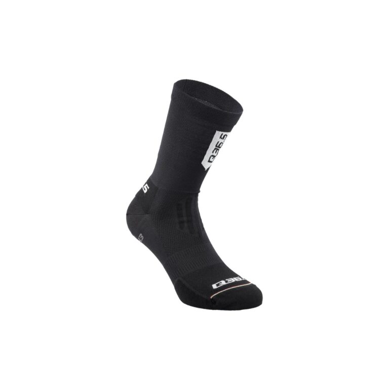 Q36.5 Ultra Black Socken