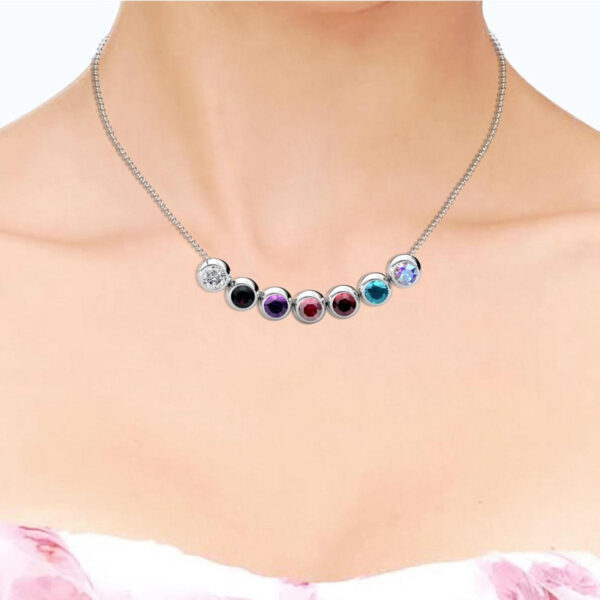 Yolora Damen-Halskette mit Anhänger - 7 farbige Kalpa Camaka Kristalle - Set mit 7 Kristallen - Farbe Silber Geschenke